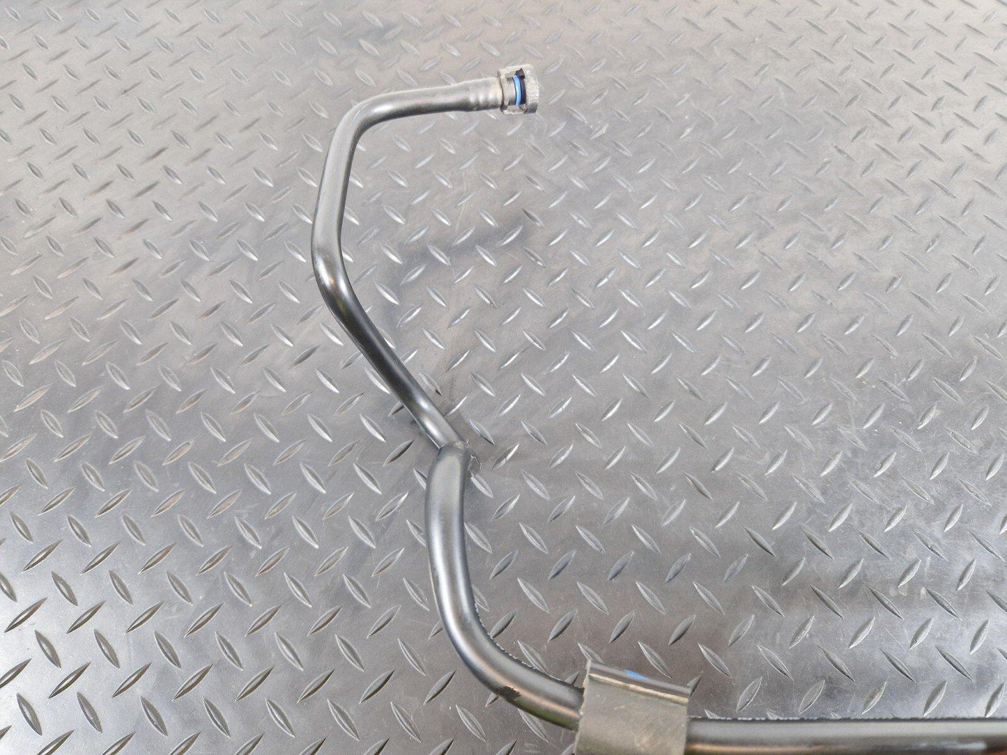 18-ON MERCEDES BENZ A CLASS W177 GENUINE OEM VACUUM HOSE PIPE LINE A1774300900