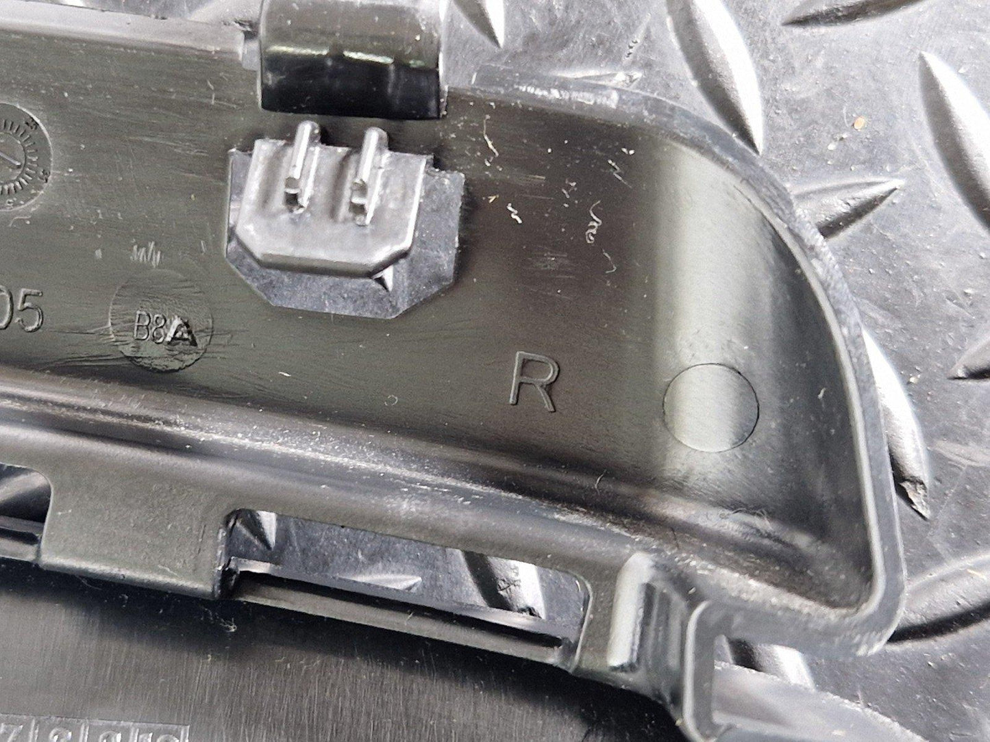 18-ON MERCEDES BENZ A CLASS W177 OEM TRIM PANEL B PILLAR INNER RIGHT A1776900300