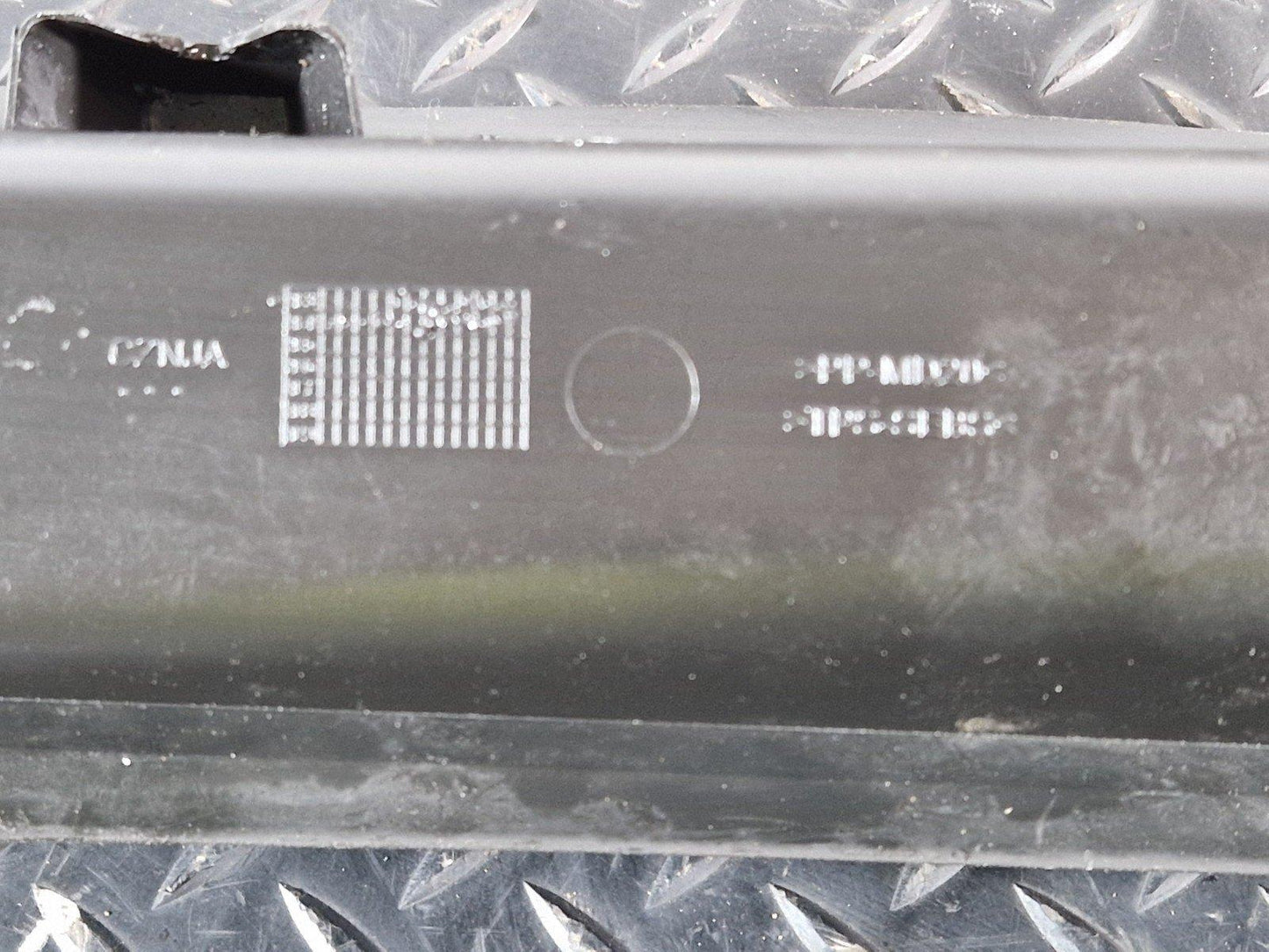 13-23 RANGE ROVER SPORT L494 OEM REAR TAILGATE SIDE TRIM COVER DK62-44248-A