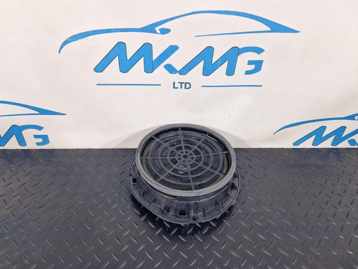16-19 AUDI A4 B9 S-LINE GENUINE REAR LEFT /RIGHT SIDE DOOR SPEAKER 8W0035411