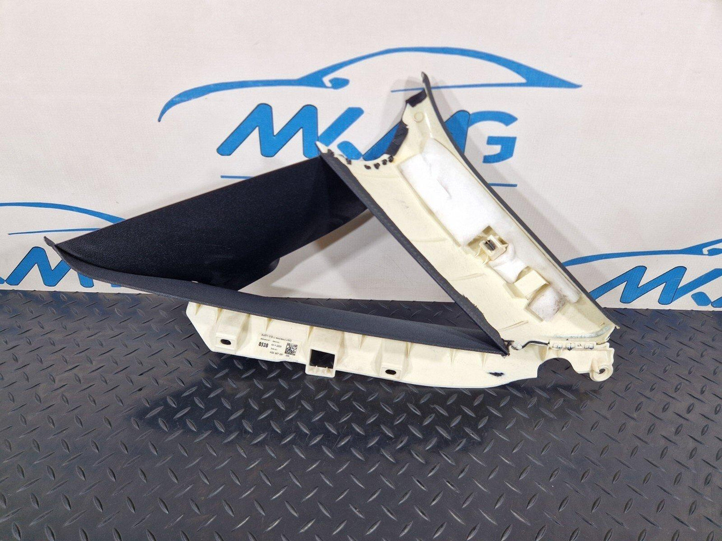 12-18 AUDI A6 C7 GENUINE LEFT PASSENGER SIDE C-PILLAR TRIM COVER 4G5867287