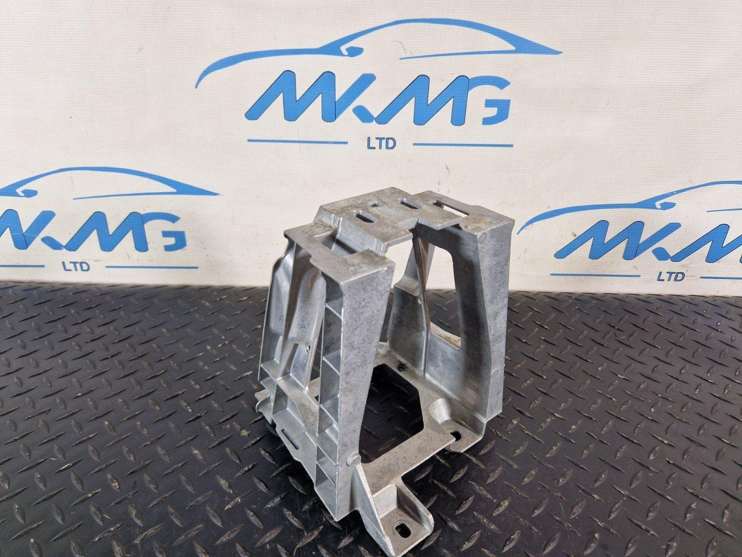 BMW 2 SERIES TOURER F45 2015 CENTRE CONSOLE BRACKET MOUNT 1269312
