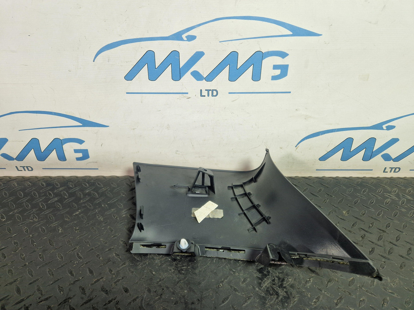 12-18 Land Rover Range Rover Evoque L538 Rear Left D-Pillar Trim BJ32519A97AKW