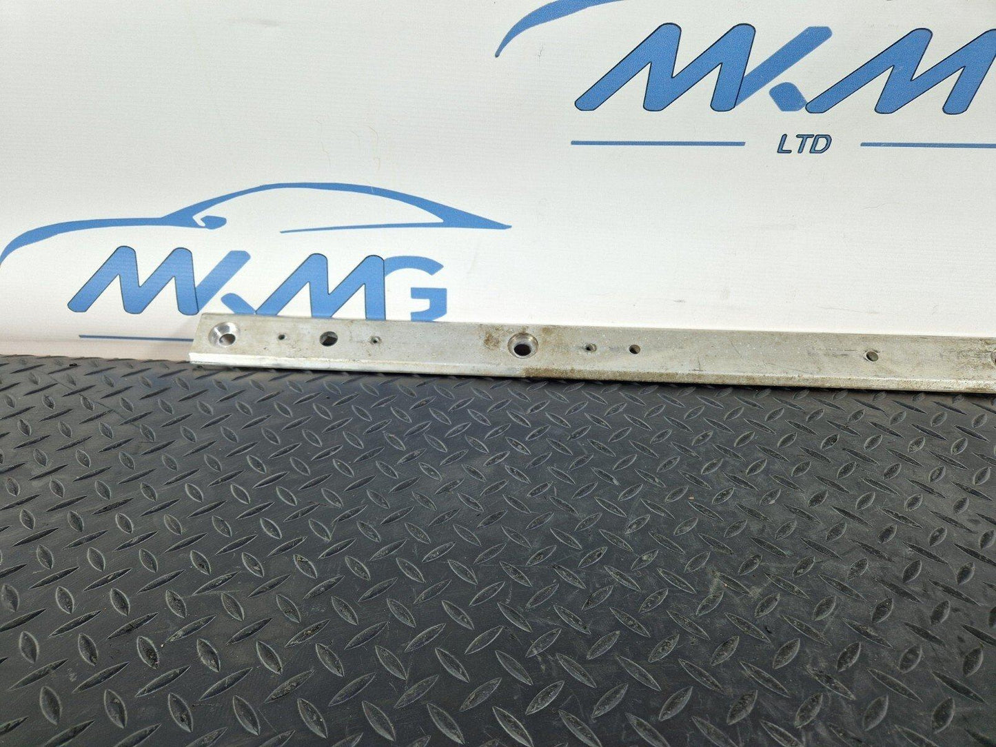 14-21 MERCEDES BENZ C200 W205 OEM TRANSMISSION BRACE A2136195000