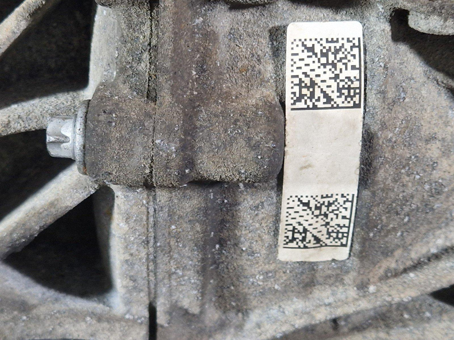 16-19 AUDI A4 B9 QUATTRO 2.0TDI GENUINE REAR DIFF DIFFERENTIAL 0DB500043G
