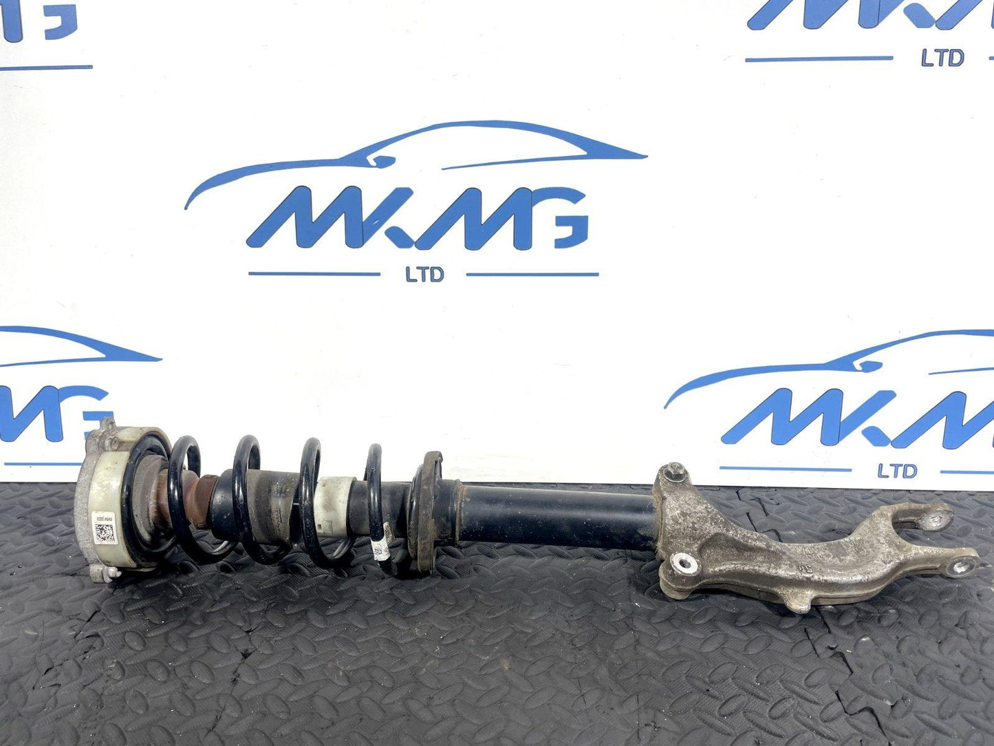 16-19 AUDI A4 B9 GENUINE FRONT LEFT N/S SHOCK ABSORBER 8W0413031T 8W0031T