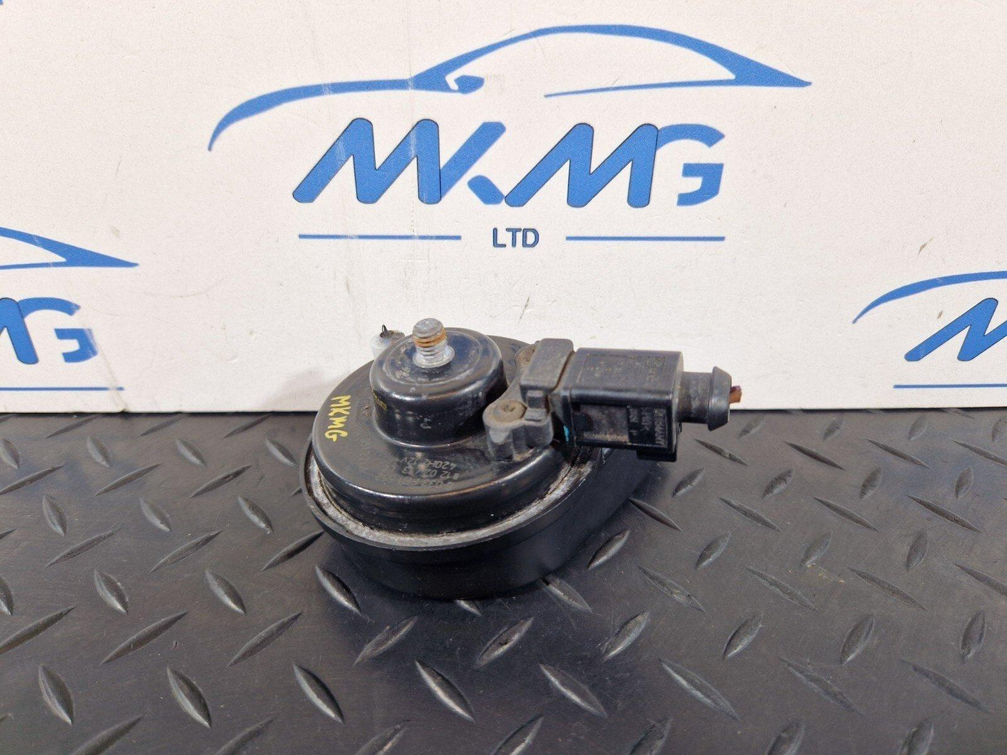 10-15 AUDI Q7 4L LOW TONE HORN SIREN SIGNAL 4L0951221A