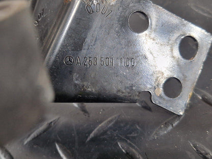 16-22 MERCEDES BENZ X253 GENUINE CIRCULATION PUMP HOLDER A2535011100