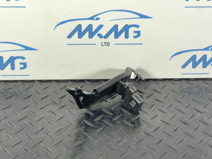 16-19 AUDI A4 B9 AVANT REAR RIGHT DRIVER O/S BOOT PANEL BRACKET 8W9863584