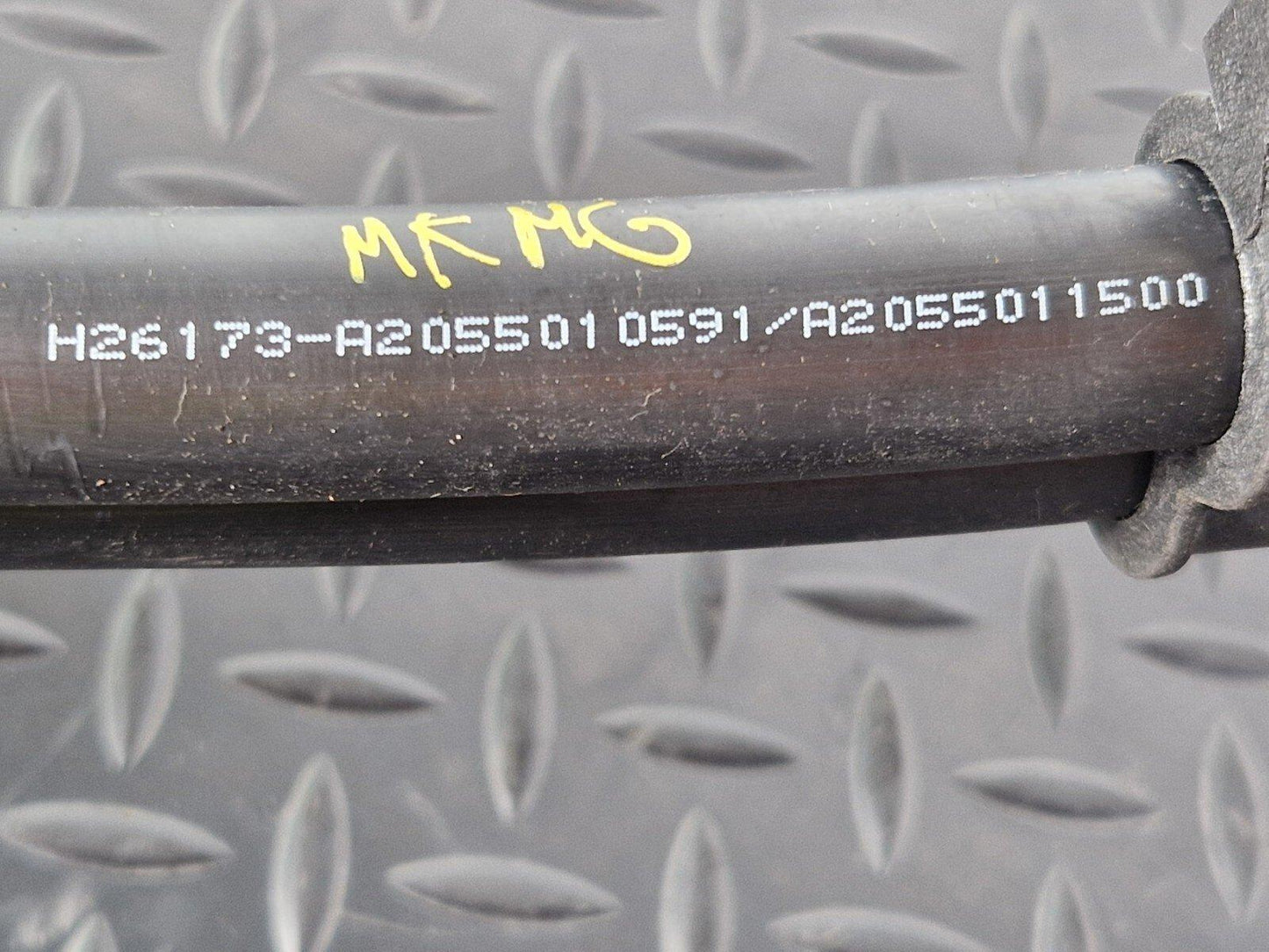 14-21 MERCEDES BENZ C300h W205 WATER COOLANT PIPES HOSE A2055010591