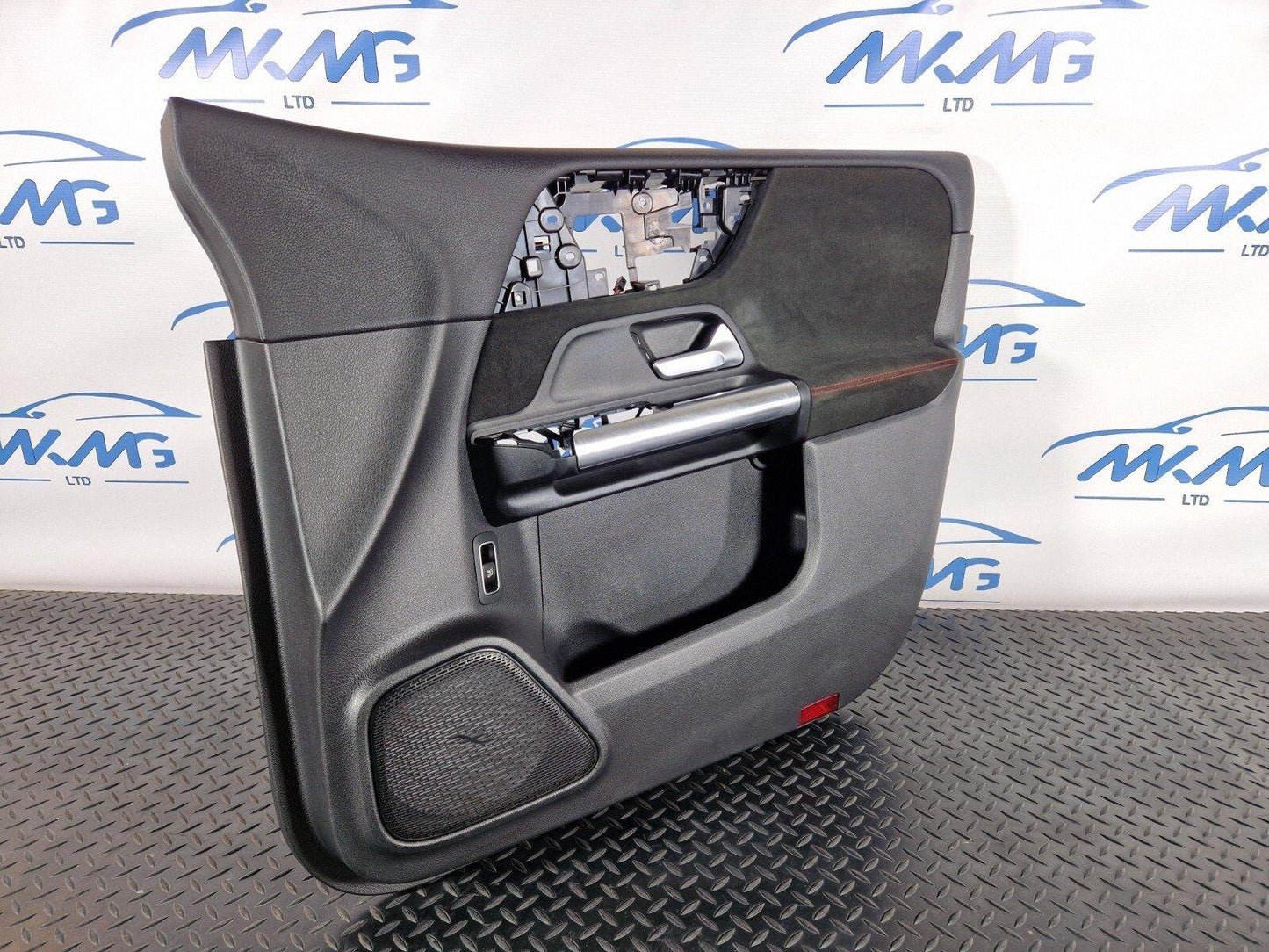 19-ON MERCEDES BENZ B CLASS W247 DOOR CARD PANEL RIGHT SIDE FRONT A2477204602
