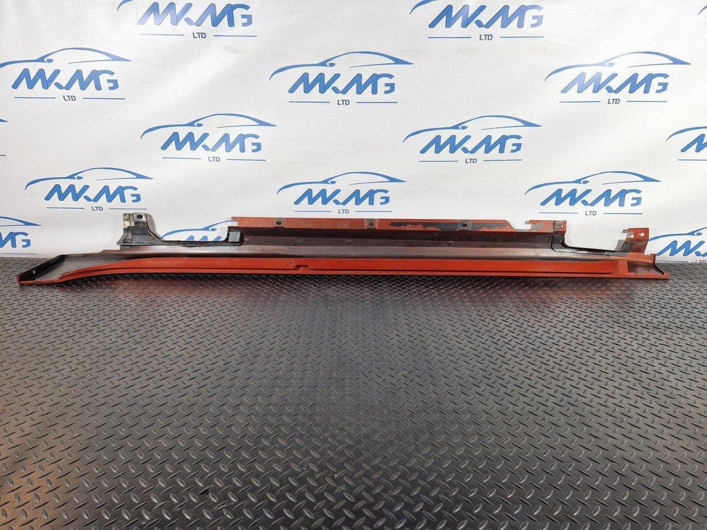 14-21 BMW 2 SERIES GRAN TOURER F45 F46 RIGHT SIDE SKIRT IN ORANGE C1X 7318852