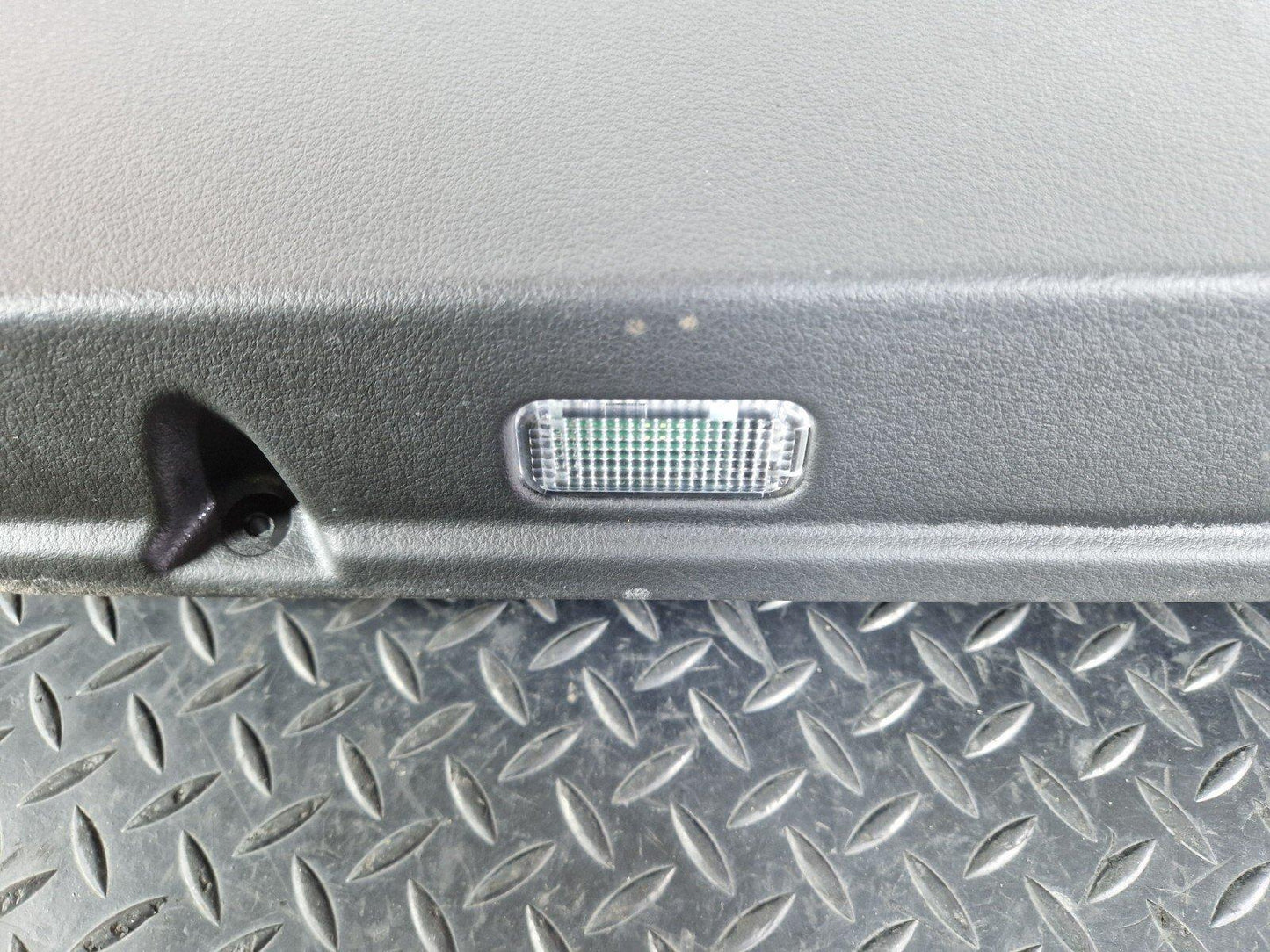 15-18 AUDI A7 4G GENUINE PASSENGER SIDE FRONT DOOR CARD 4G8837019A