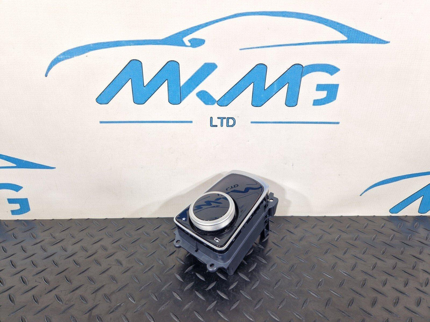 MERCEDES BENZ C200 W205 MULTIMEDIA SAT NAV AUDIO CONTROL SWITCH KNOB A2059006215