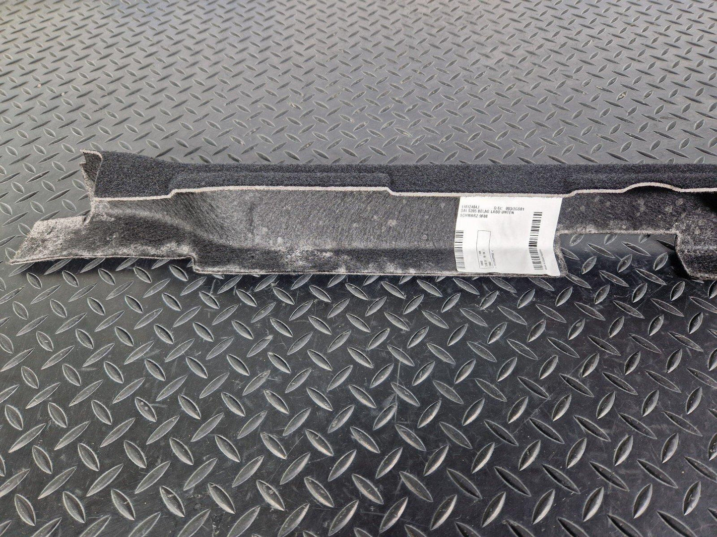 14-21 MERCEDES BENZ C200d W205 BOOT TRUNK COMPARTMENT A20568447