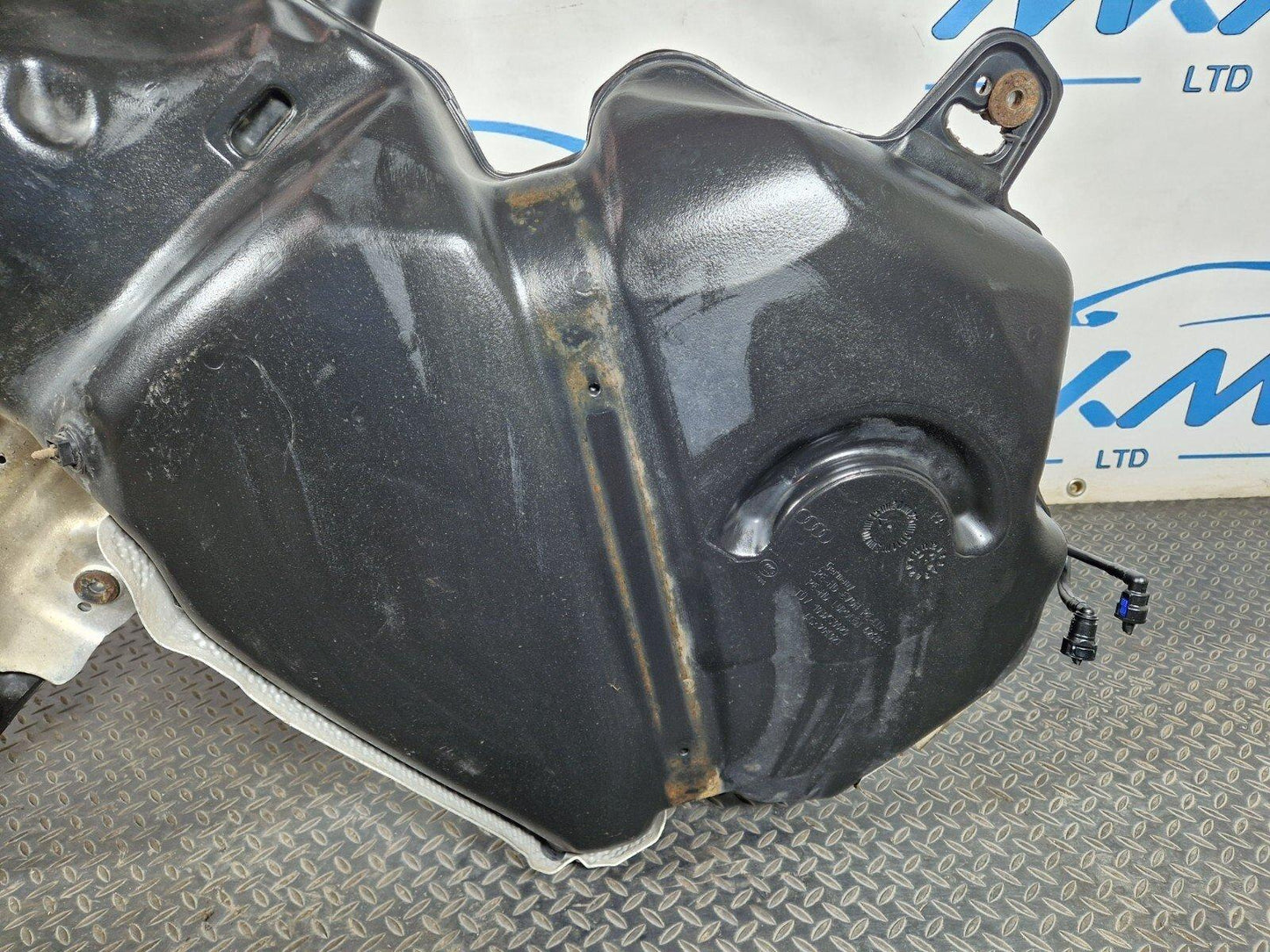 10-18 AUDI A7 4G S-LINE OEM FUEL TANK WITH PUMP & SENDER 4G8201021CD 4G0919050