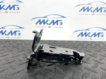 16-19 AUDI A4 B9 AVANT GENUINE REAR CENTRE SEAT BRACKET 8W0886177