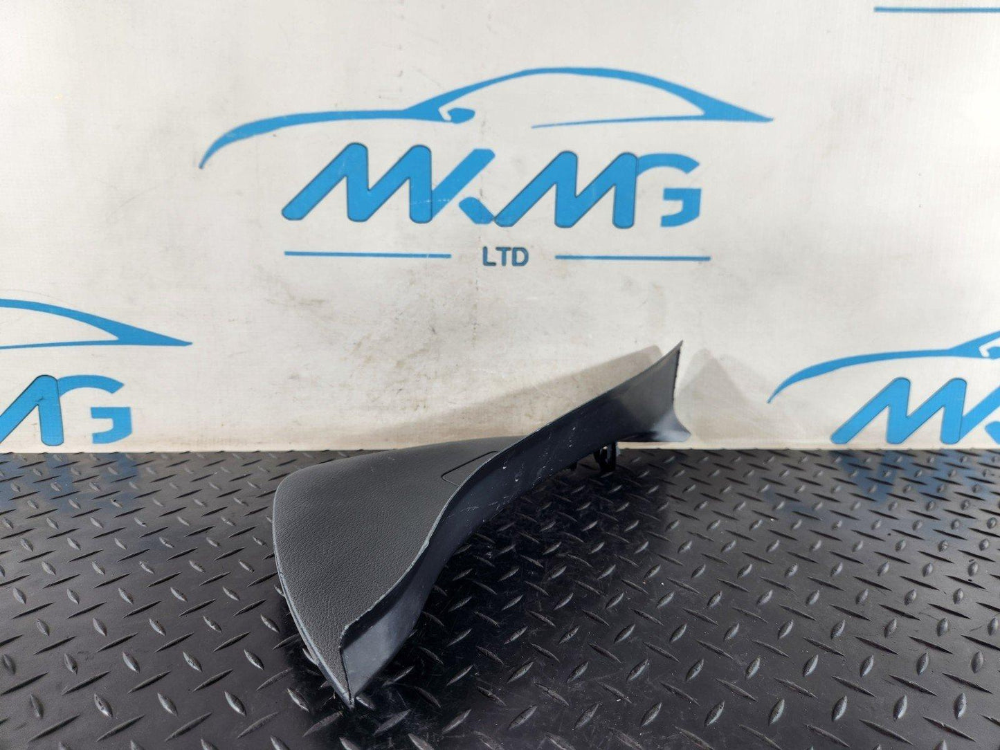 19-ON MERCEDES BENZ B CLASS W247 DASHBOARD PANEL LEFT SIDE TRIM  A2476890900