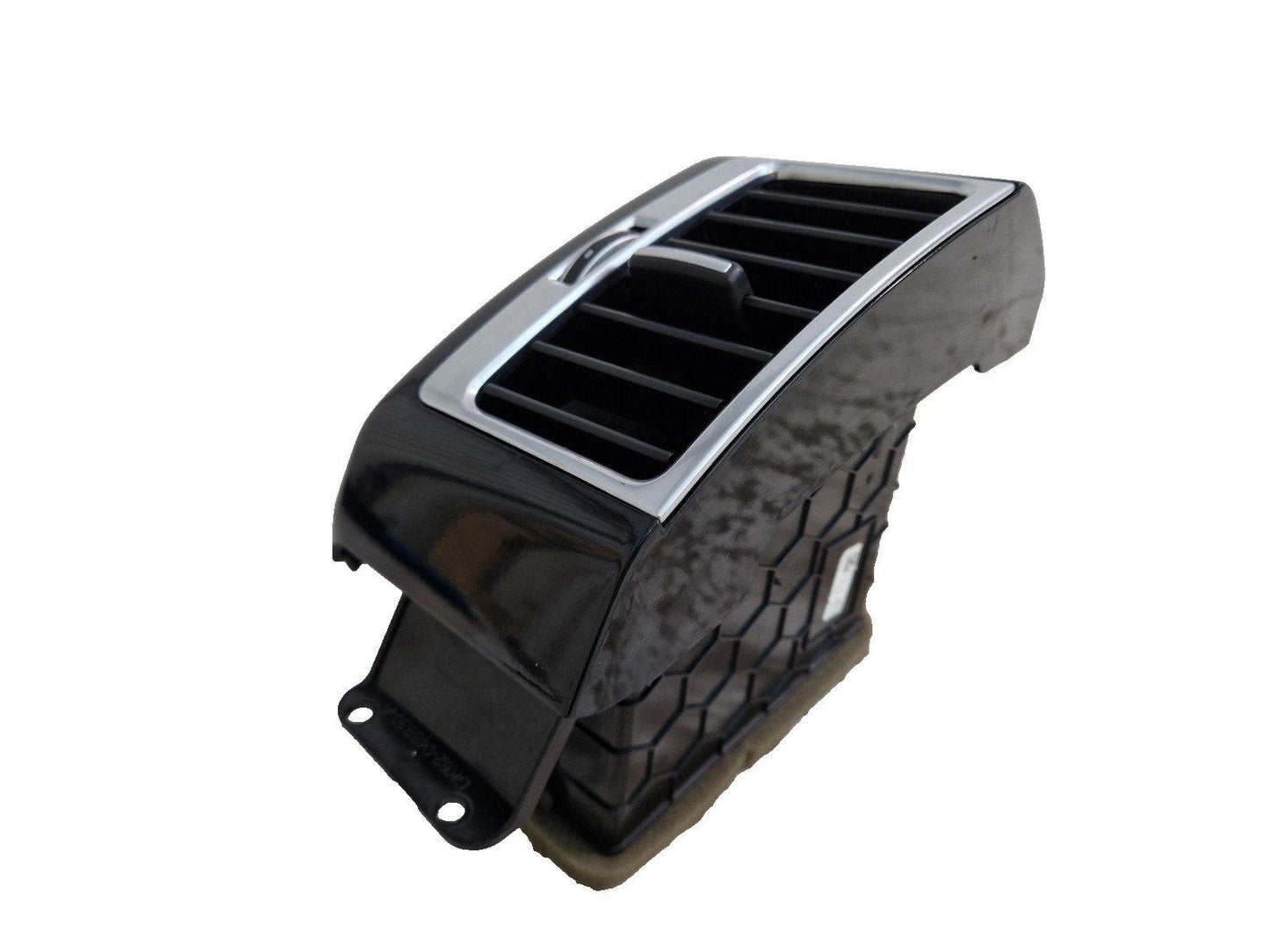 17ON LAND ROVER L462 DASHBOARD AIR VENT GRILL RIGHT SIDE DK62-046B30-A DAMAGED