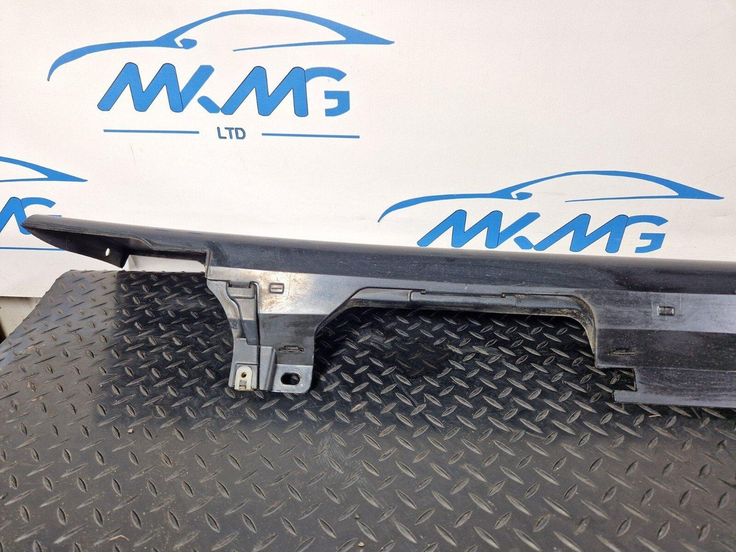 14-21 BMW 2 SERIES GRAN TOURER F46 RIGHT O/S SKIRT PANEL IN BLACK 475 7318852