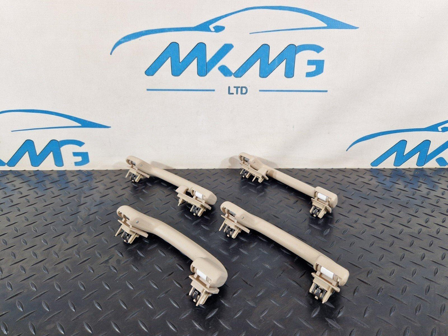 14-21 BMW 2 SERIES 218d GRAN TOURER F46 OEM GRAB HANDLE LEFT RIGHT SET 7347940