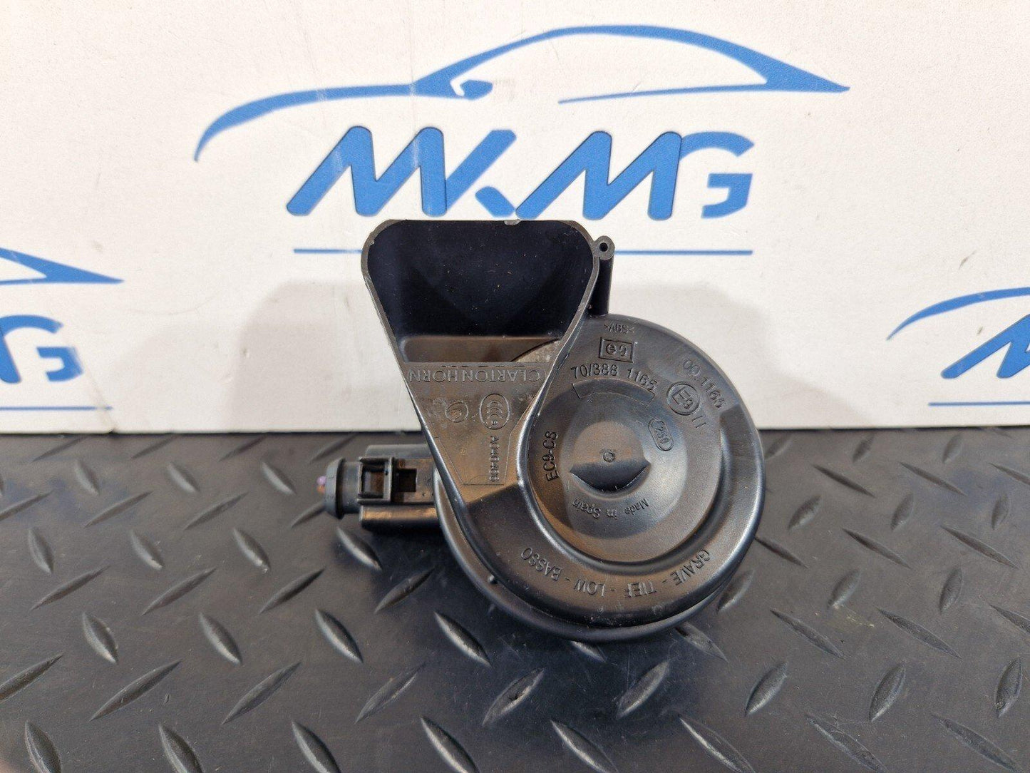 10-15 AUDI Q7 4L LOW TONE HORN SIREN SIGNAL 4L0951221A