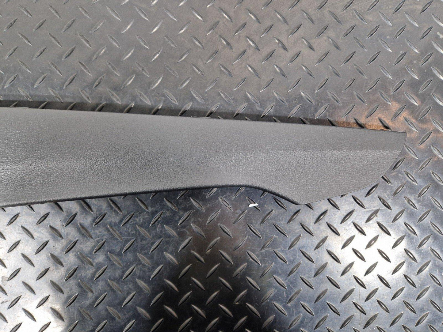 16-23 AUDI A5 F5 GENUINE LEFT PASSENGER SIDE CENTRE CONSOLE TRIM COVER 8W2863305