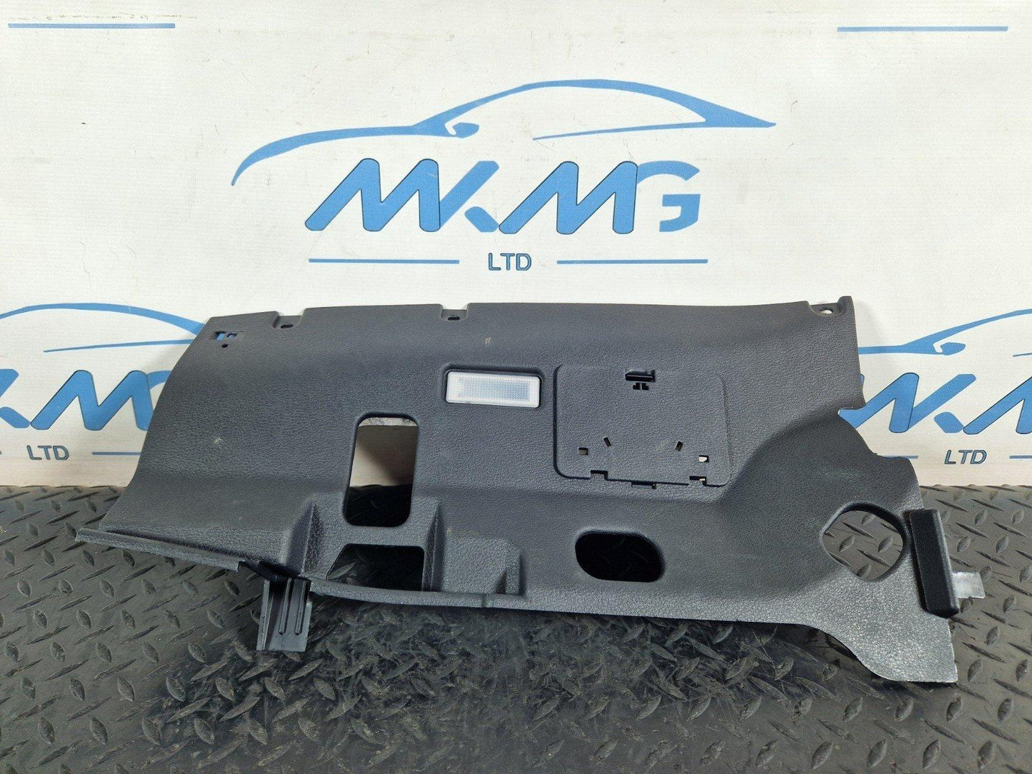 BMW X5 E70 RIGHT LOWER DASHBOARD TRIM COVER 716179305