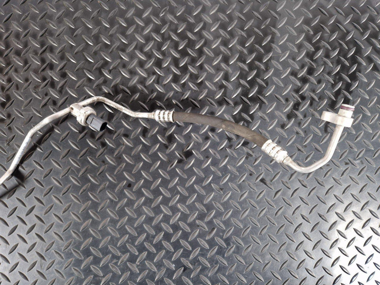 14-20 MERCEDES BENZ GLA X156 AIR CON CONDITIONING PIPE HOSE A2468301002
