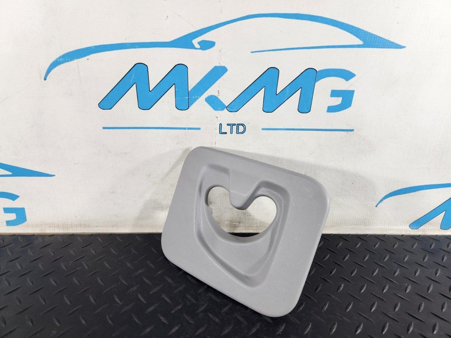 BMW X1 F48 GENUINE LEFT N/S REAR CLOTHES COAT HOOK INTERIOR ROOF TRIM 7333467