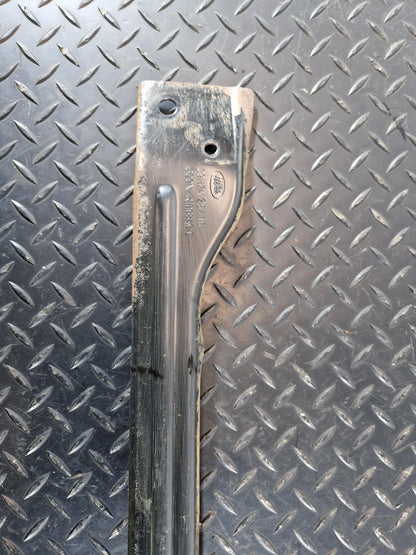Land Rover Range Rover Evoque L538 LOWER RADIATOR SUPPORT BRACKET 6G9N-R10684C