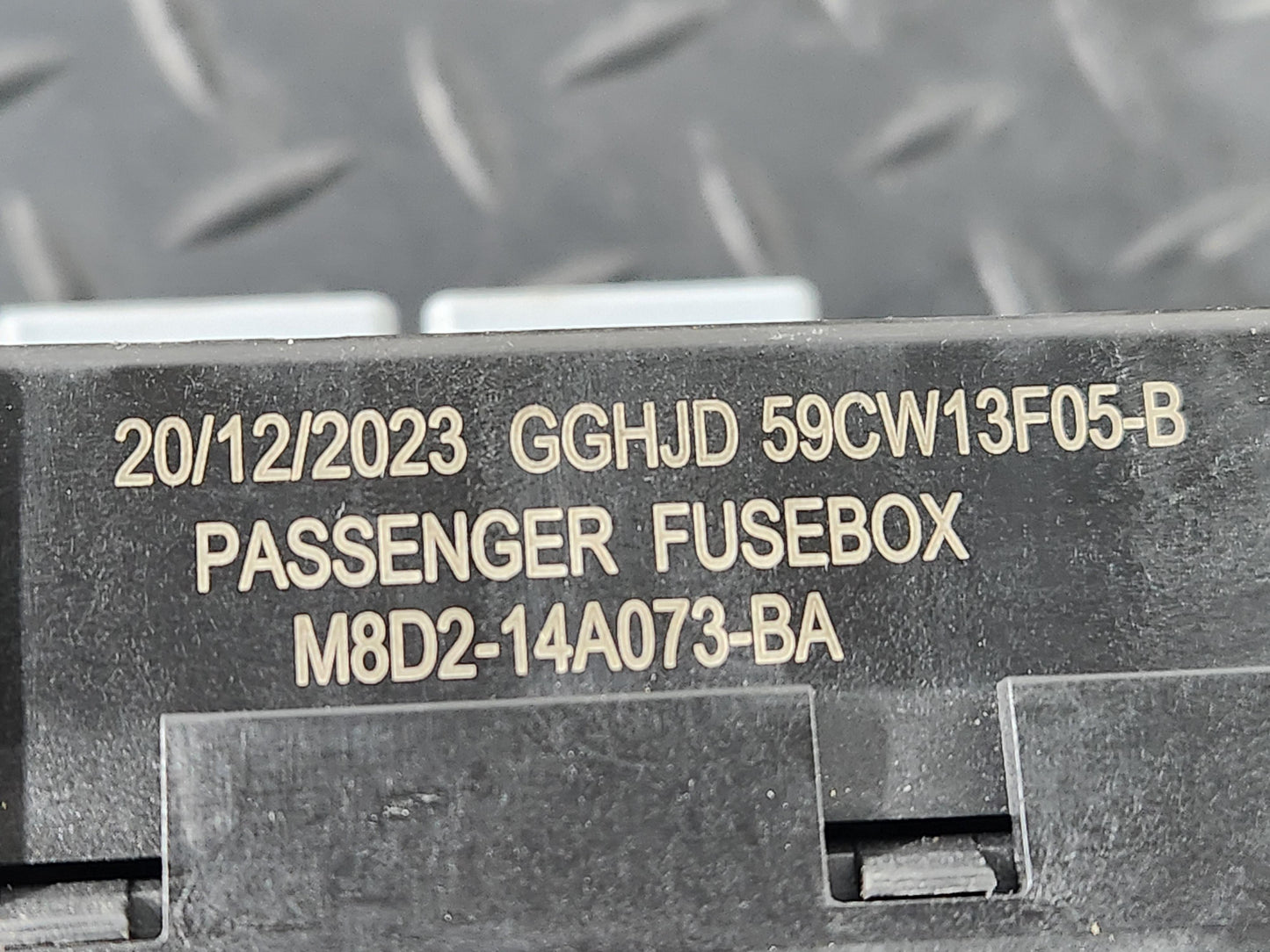 Land Rover Range Rover Evoque L551 Passenger Side Fuse Box M8D2-14A073-BA