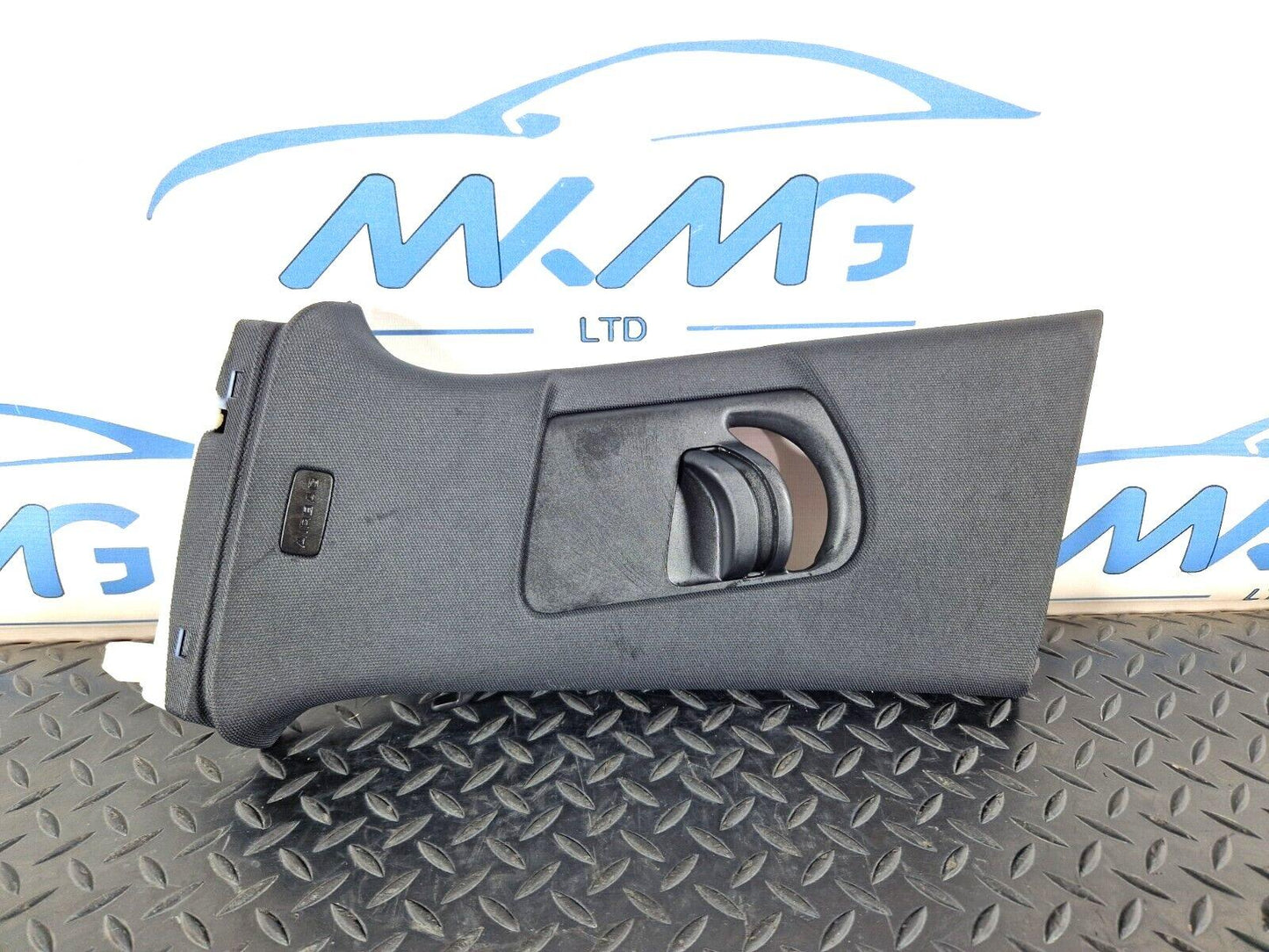 16-19 AUDI A4 B9 S-LINE OEM LEFT PASSENGER SIDE B-PILLAR TRIM COVER 8W0867243