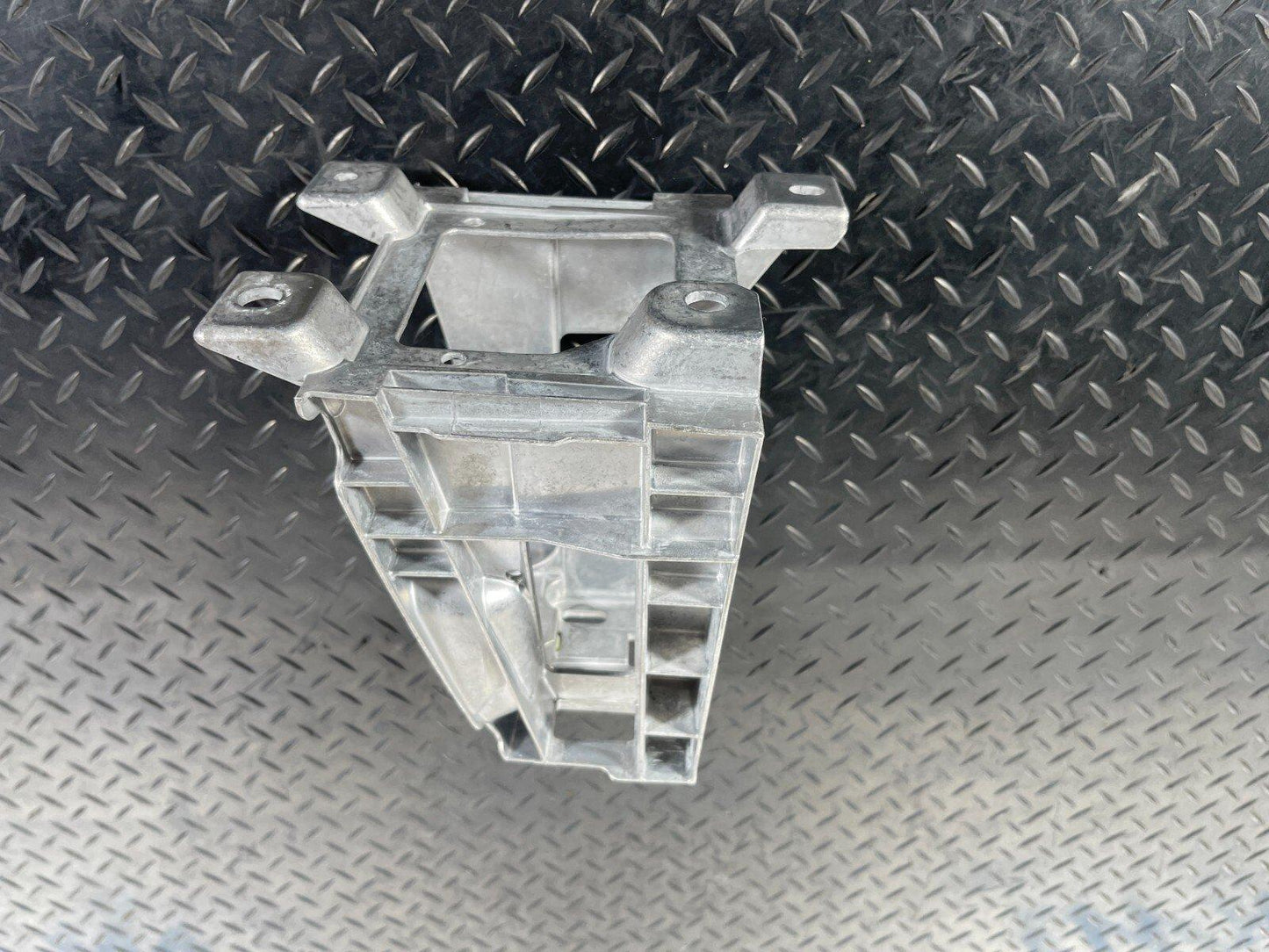 16-22 BMW X1 F48 CENTER ARMREST BRACKET MOUNT 1269312
