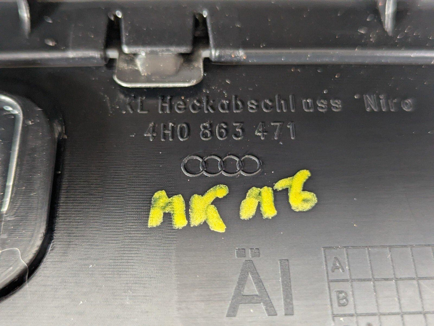 10-17 AUDI A8 4H REAR BOOT CHROME LOADING COVER PANEL TRIM 4H0863471