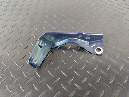 16-22 BMW X1 F48 GENUINE FRONT LEFT PASSENGER SIDE WING BRACKET MOUNT 7392803