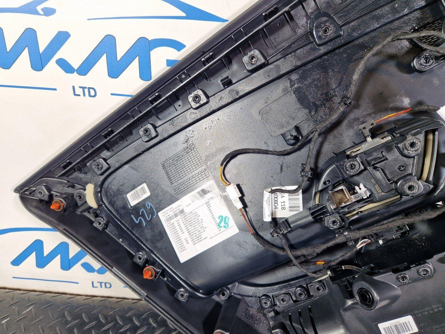 19-ON MERCEDES BENZ CLA C118 REAR RIGHT DOOR LEATHER CARD A1187308600