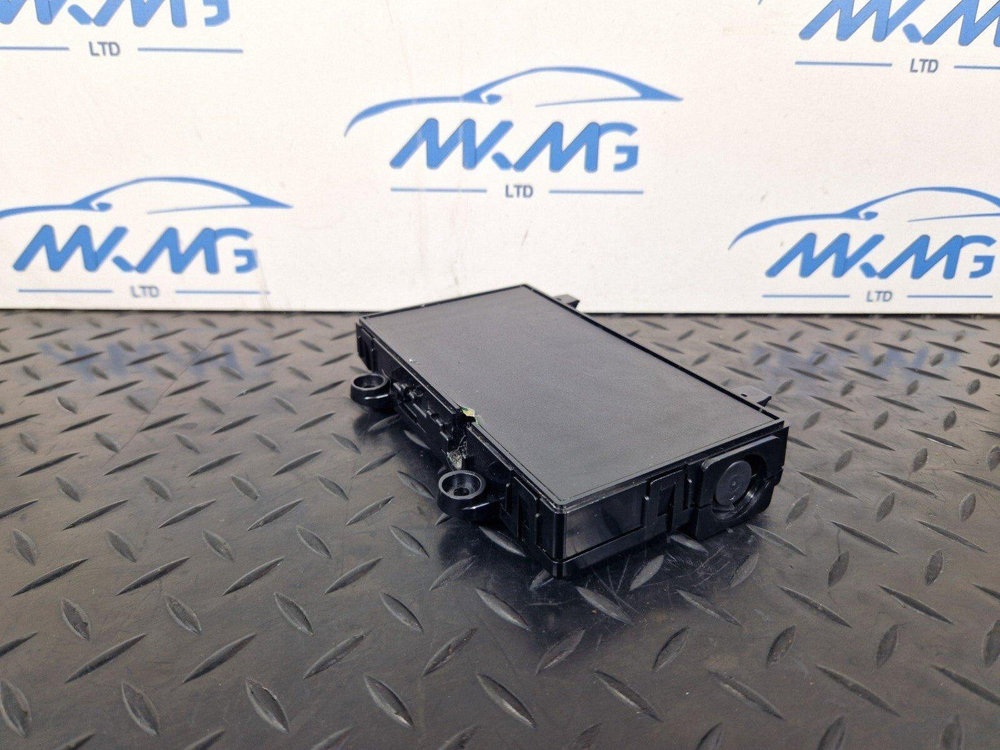 18-ON MERCEDES BENZ A CLASS W177 TELEMATIC CONTROL MODULE A1679008309