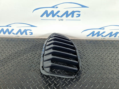 20-24 BMW 1 SERIES F40 FRONT BUMPER LEFT SIDE KIDNEY GRILL 7450959 7450957