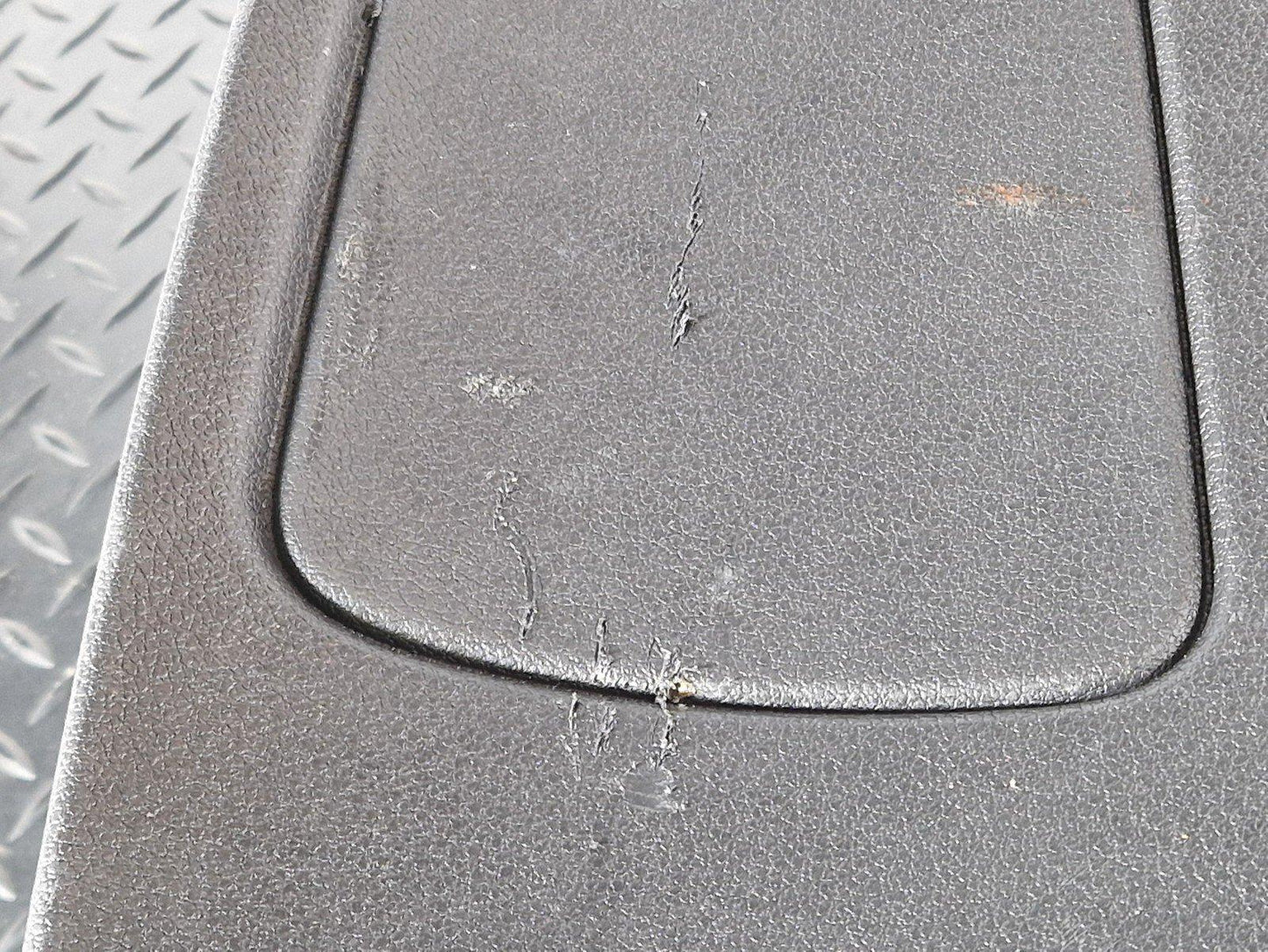 10-15 AUDI Q7 4L DAMAGED REAR BOOT LID TAILGATE INNER COVER TRIM 4L0867973D