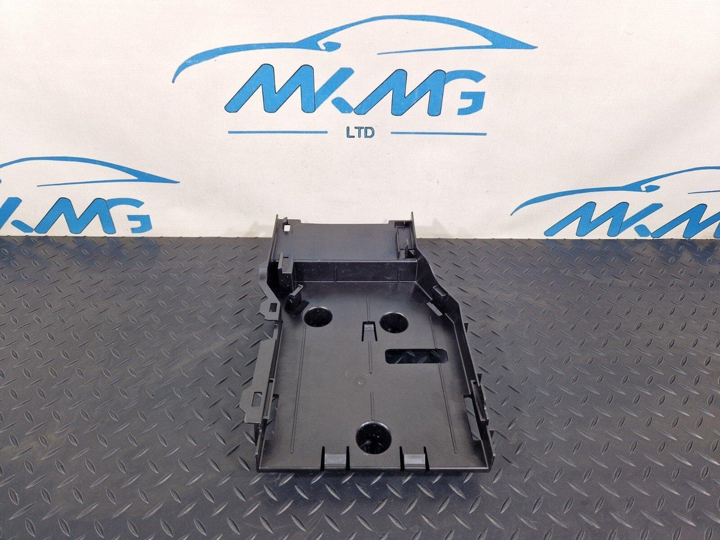 18-ON MERCEDES SPRINTER W907 W910 FRONT BODY CONTROL UNIT BRACKET HOLDER MOUNT