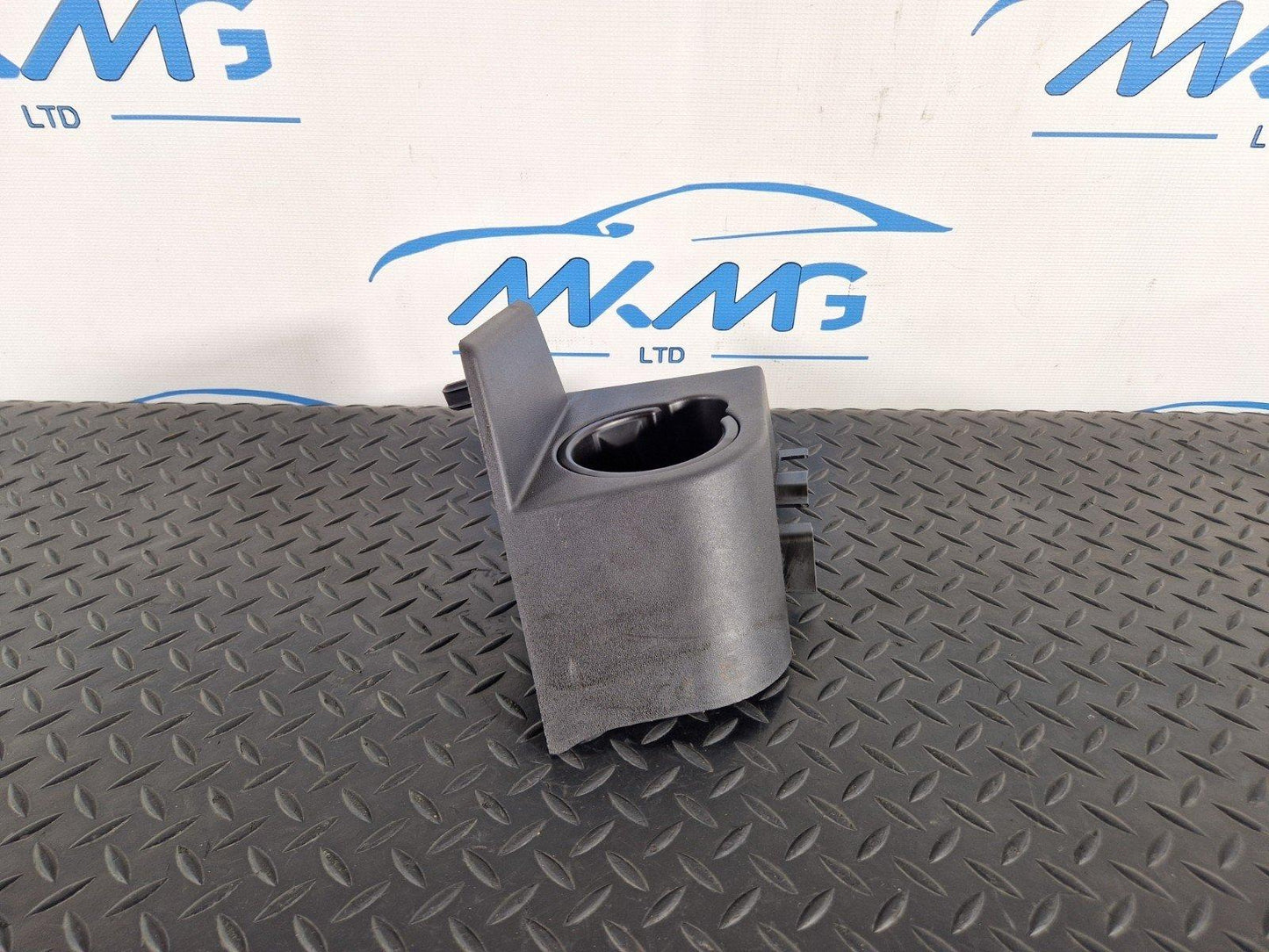 14-19 LAND ROVER L550 GENUINE O/S/R RIGHT SIDE REAR CUP HOLDER FK72674A36AB