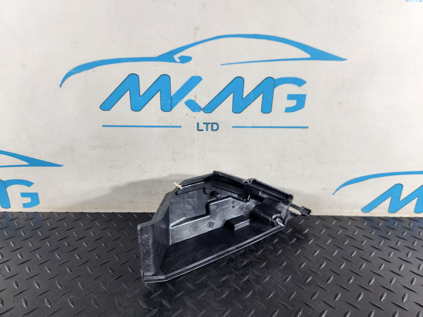 BMW 118i F40 Hatchback Control Box Unit Cover Genuine 8581751