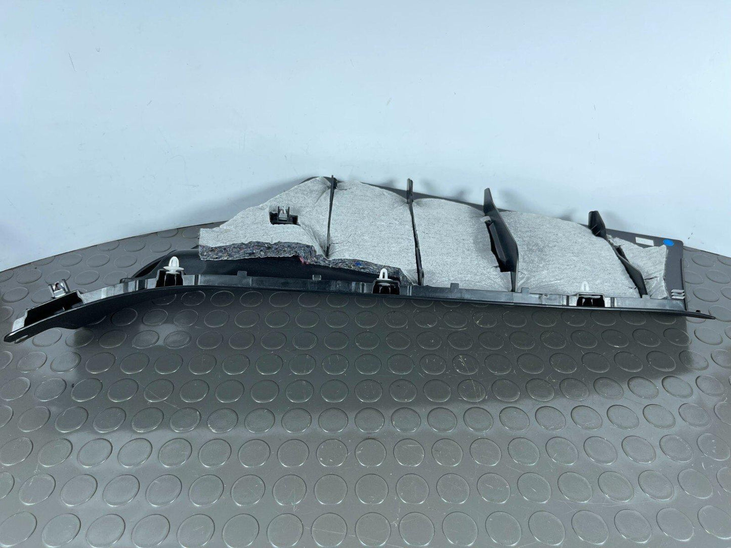 14-21 BMW 2 SERIES GRAN TOURER F46 RIGHT DRIVER SIDE FLOOR TRIM COVER 7323666