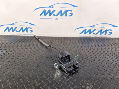 19-ON MERCEDES BENZ CLA C118 REAR RIGHT O/S/R SEAT LOCK A2389203501