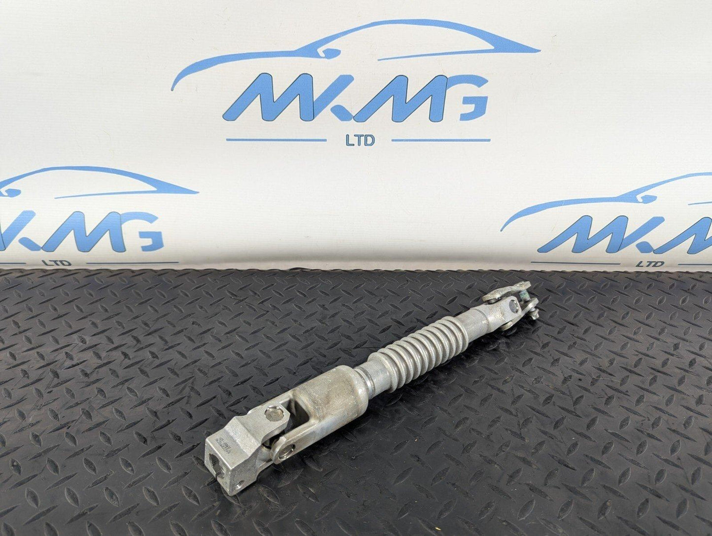 BMW 2 SERIES X1 X2 F39 F45 F46 F48 STEERING COLUMN KNUCKLE JOINT 59686565404