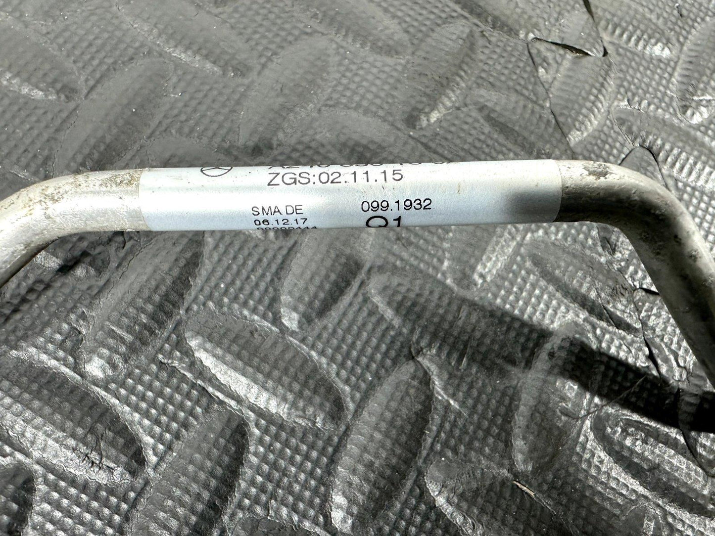 12-18 MERCEDES A B CLA-CLASS W176 W246 C117 GENUINE AC PIPE HOSE A2468301002
