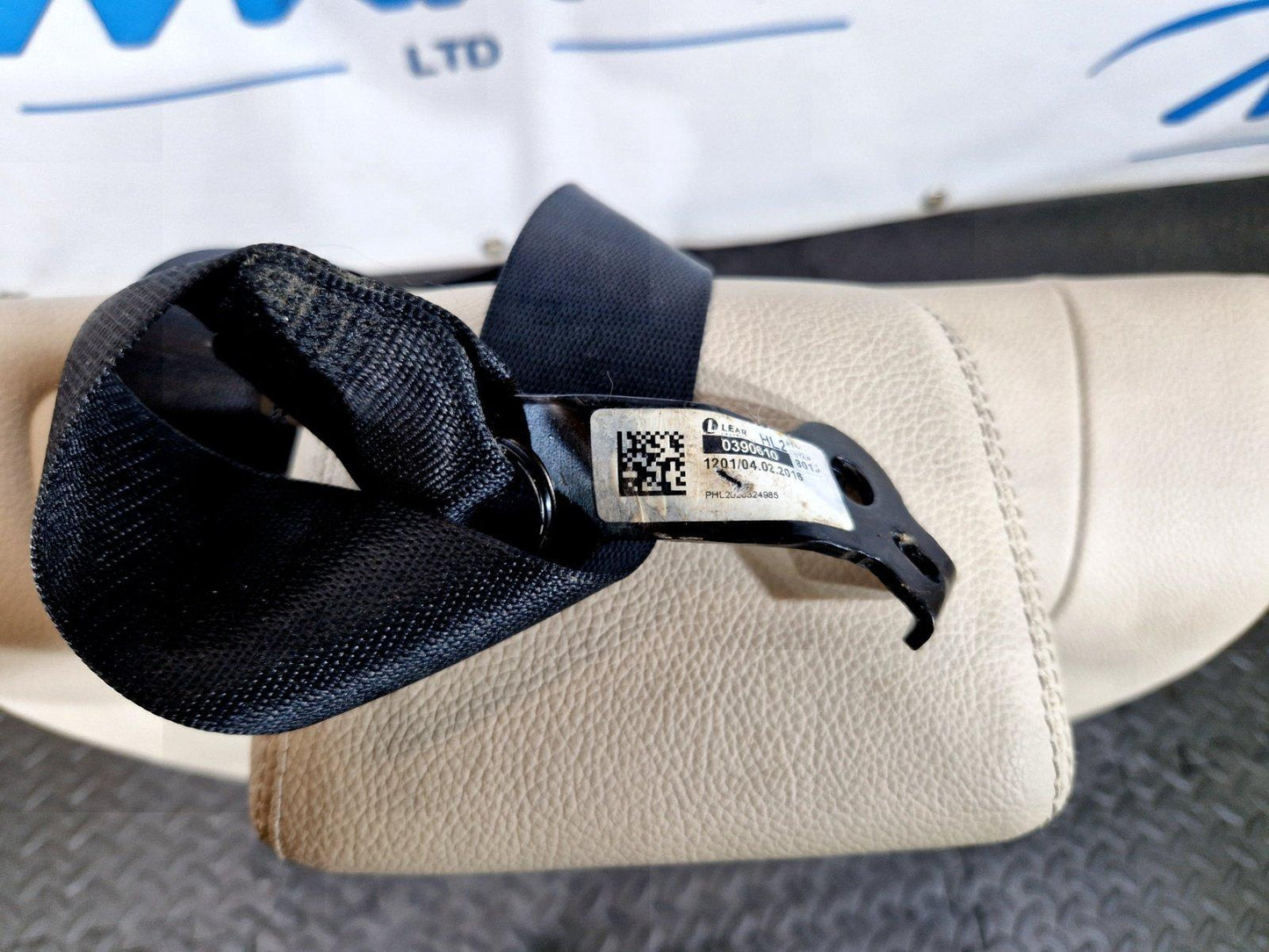 14-21 MERCEDES BENZ C CLASS W205 REAR LEFT N/S LEATHER SEAT BACKREST BEIGE