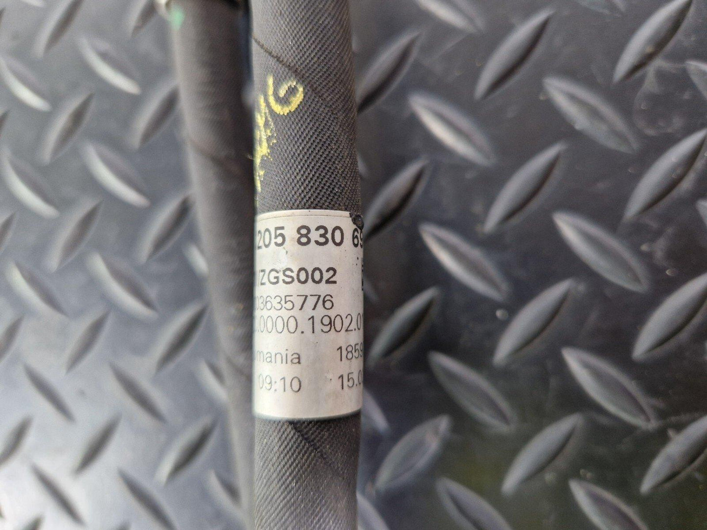14-21 MERCEDES BENZ C300h W205 GENUINE AIR CONDITION PIPE HOSE A2058306902
