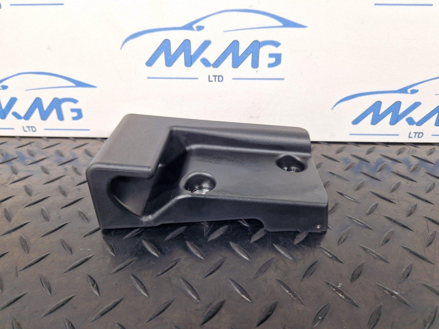 MERCEDES BENZ A CLASS W177 TRUNK BOOT HITCH RIGHT TRIM PANEL A1776801600